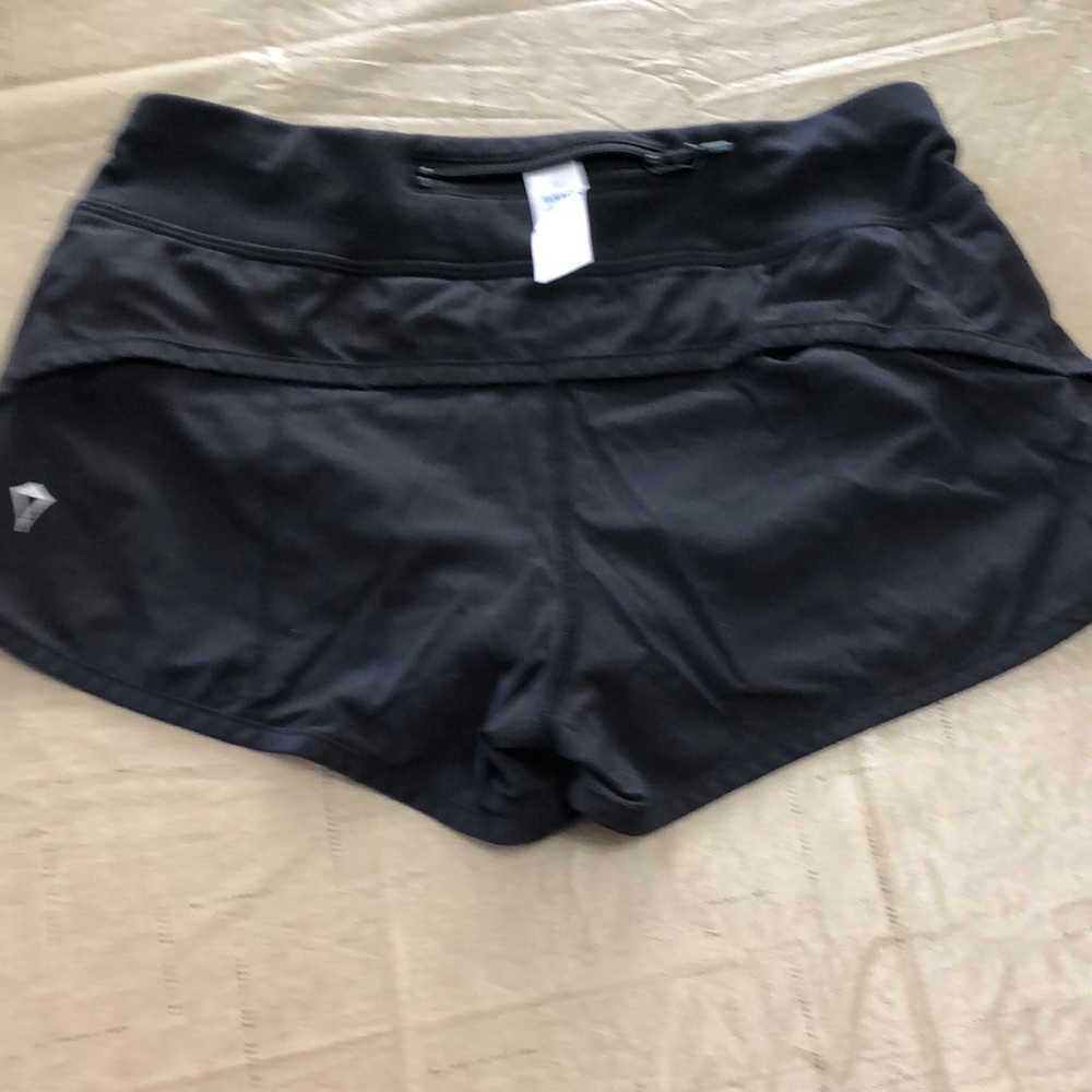 Ivivva size 12 black shorts